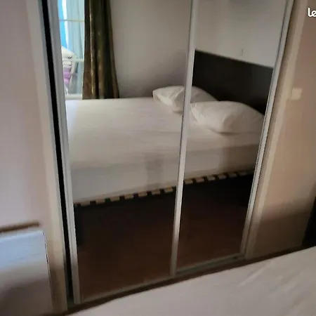 Mobilhome Luxe Chez Cathy * Сен-Тропе